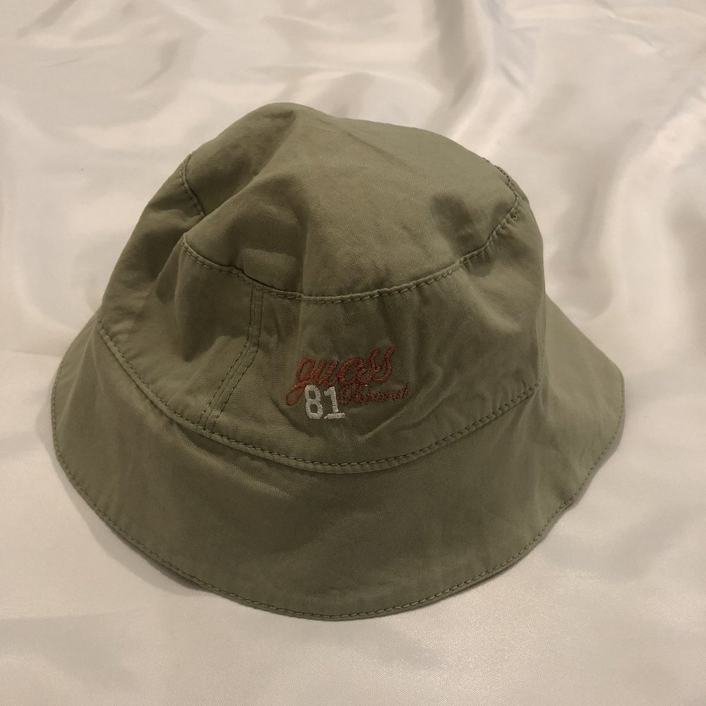 GUESS JEANS Infant Boys and Girls Sun Hat 3-6M
